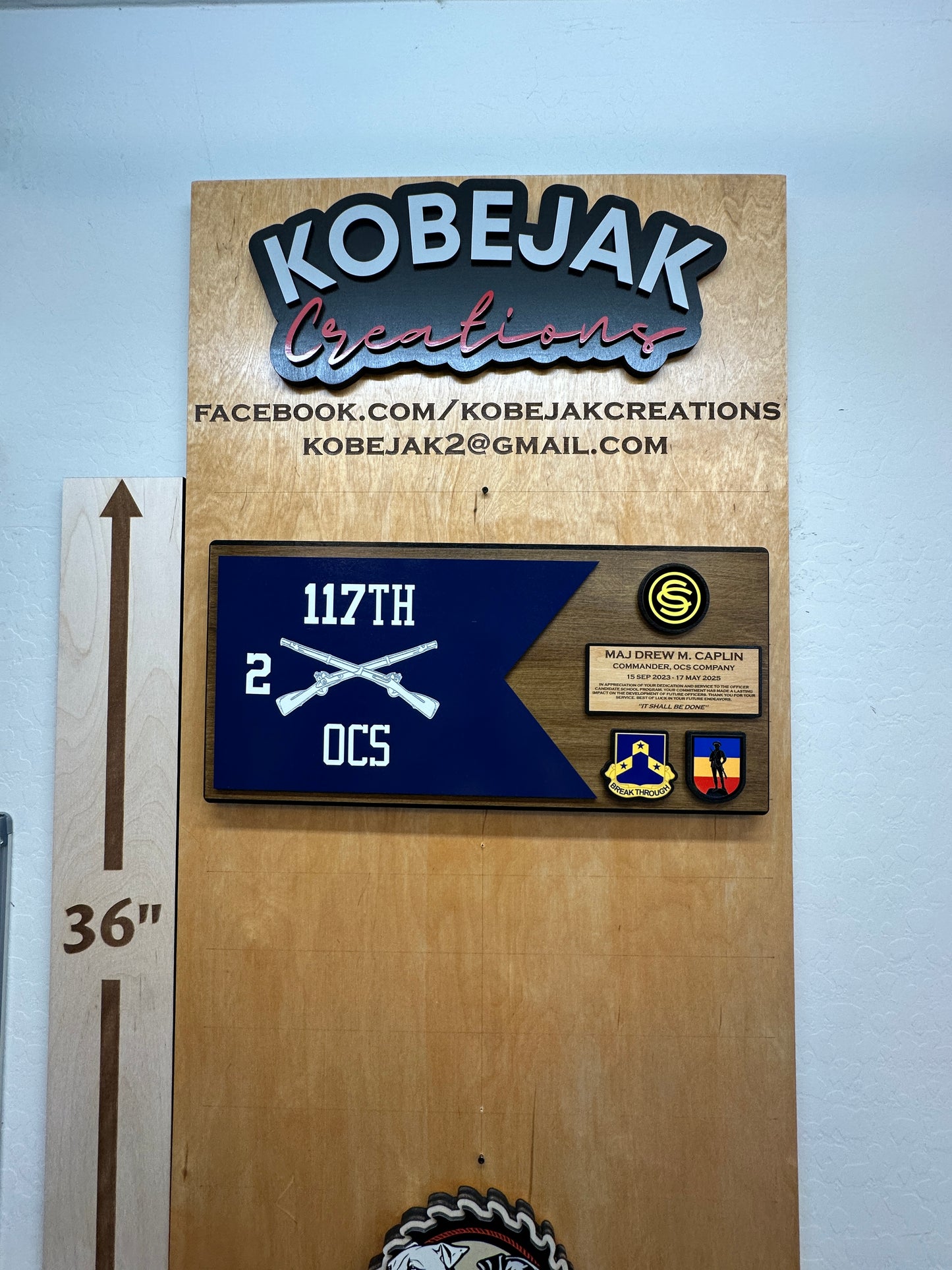 Guidon Plaque